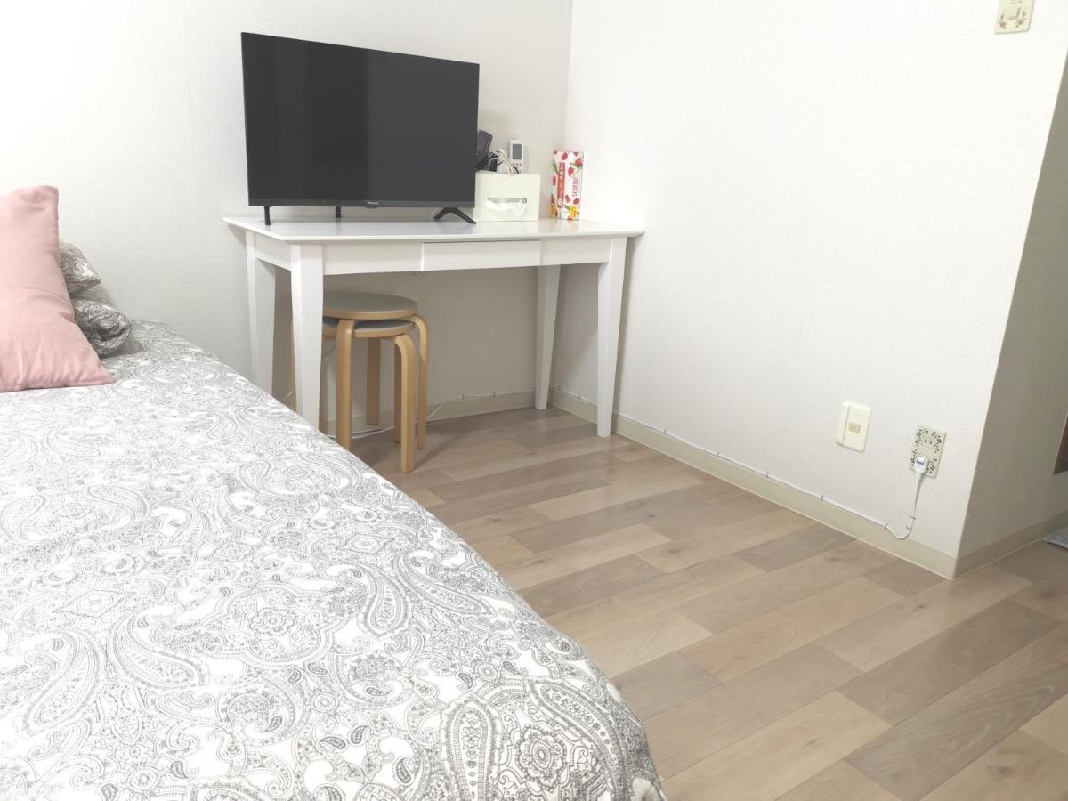 B House -- Self Check In -- Room Number & Password Is In The Following Email Tóquio Exterior foto